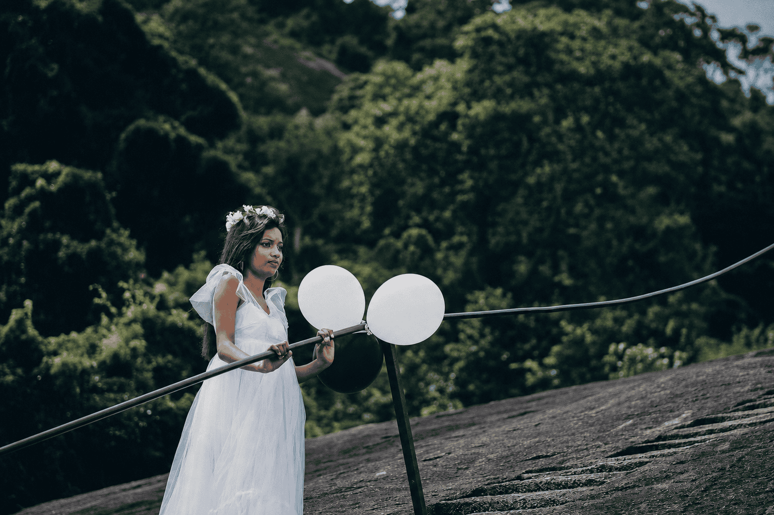 Dream in White — frame 13