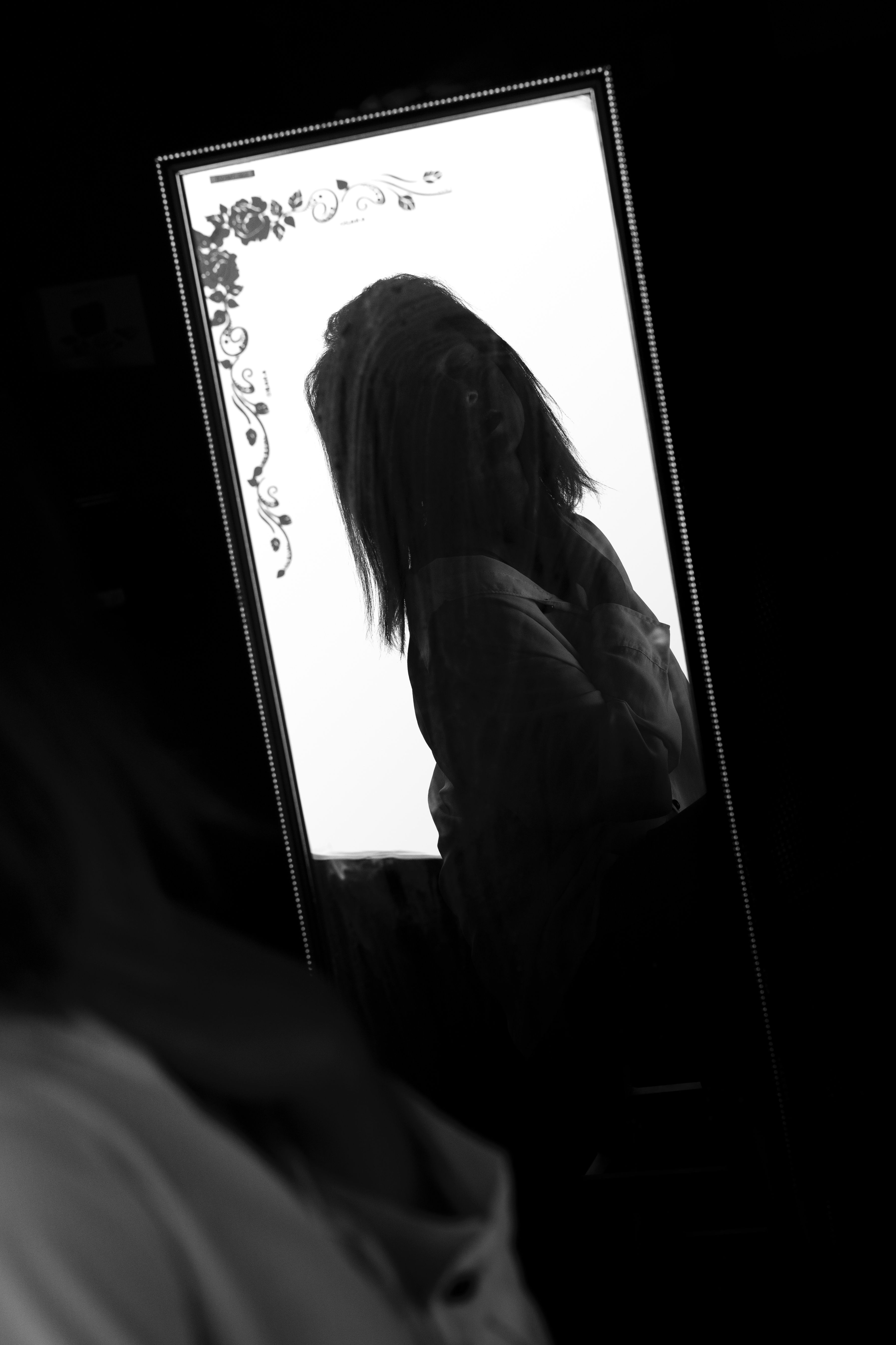 Monochrome — frame 06